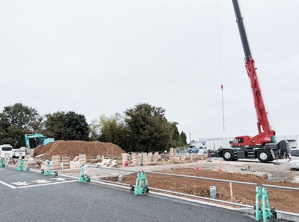 クリニック建築<br>基礎工事が完了しました—いよいよ鉄骨建て方へ